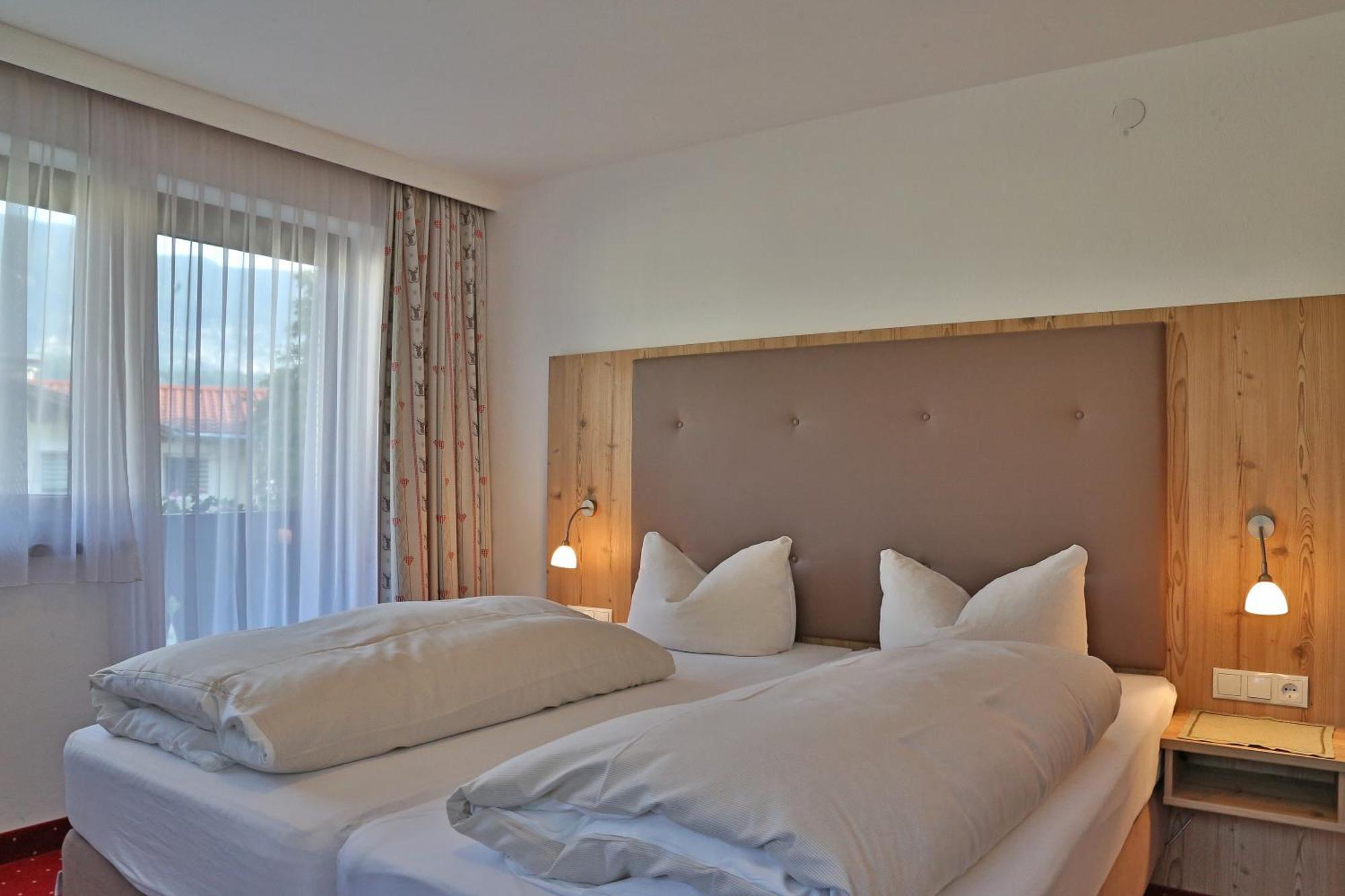Gasthof Pension Alpenblick Radfeld Bagian luar foto