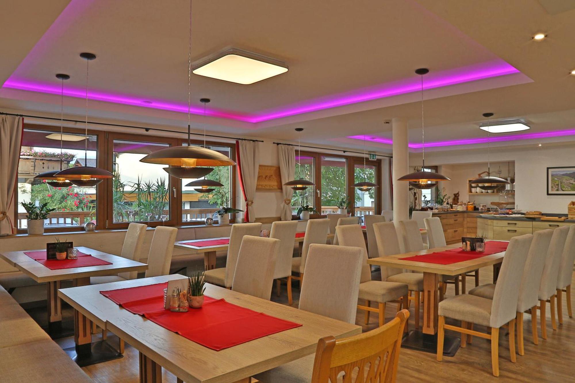 Gasthof Pension Alpenblick Radfeld Bagian luar foto