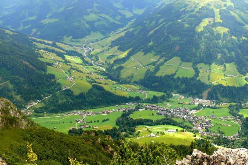 Gasthof Pension Alpenblick Radfeld Bagian luar foto